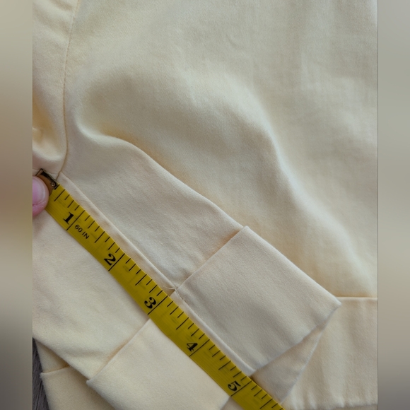 White House Black Market Pale Yellow Mid Rise Cotton Shorts - Picture 8 of 14